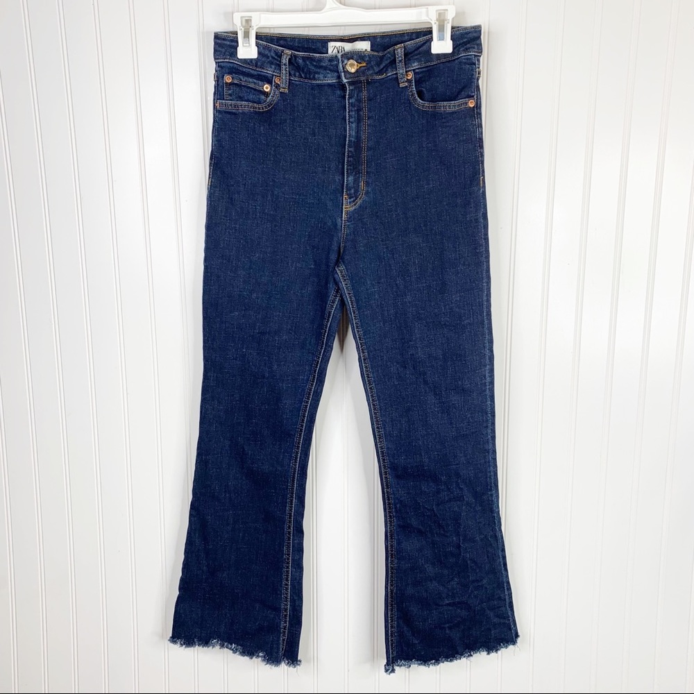 Zara High Waisted Flare Leg Jeans Size 8
